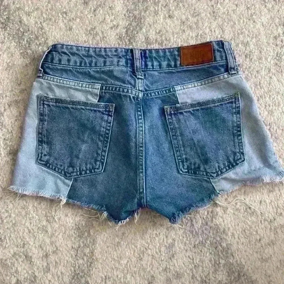 BDG 2 tone shorts - Picture 3 of 4